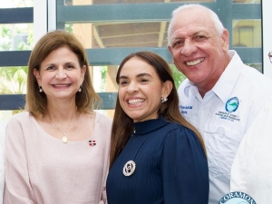 Coramon participa en acto de entrega de t&iacute;tulos definitivos en Villa Liberaci&oacute;n junto a la vicepresidente Raquel Pe&ntilde;a