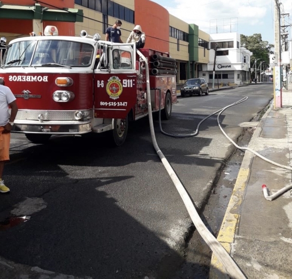 Cuerpo de Bomberos de Monseñor Nouel agradecen a CORAMON por la reparación de los hidrantes.