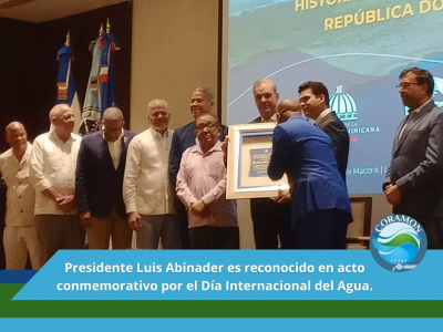 Presidente Luis Abinader es reconocido en acto conmemorativo por el Día Internacional del Agua